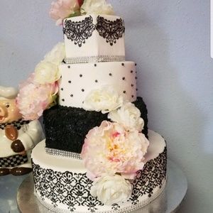 Meet your Posher, Tia